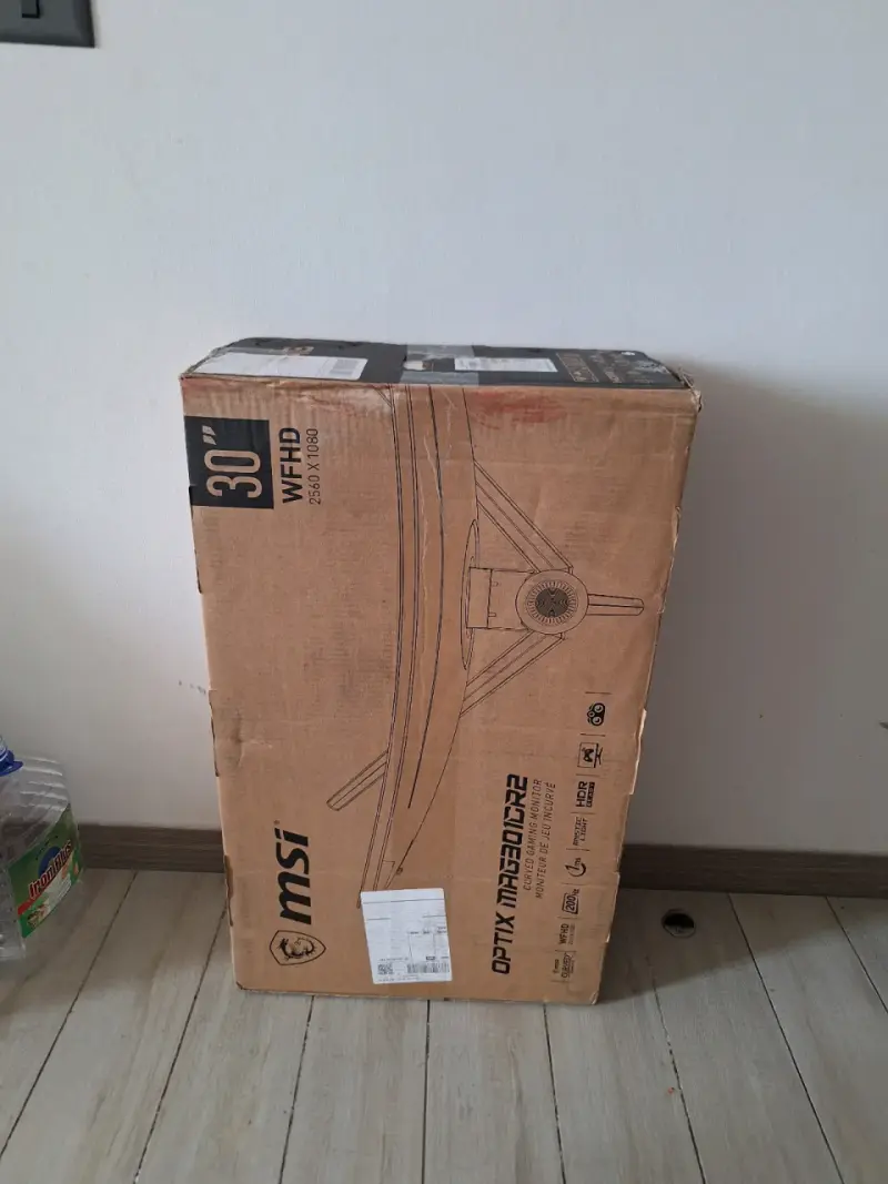 Monitor curvo MSI para gaming - 6