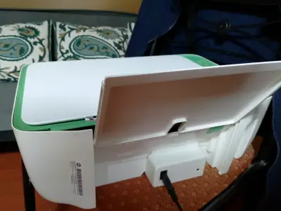 Impresora HP DeskJet lnk Advantage 2375 - miniatura 2