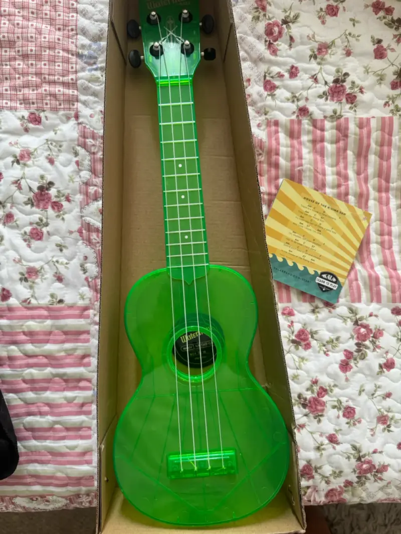 Ukulele Kala Waterman verde transparente - 5