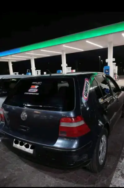 Volkswagen Golf 2005 - miniatura 1