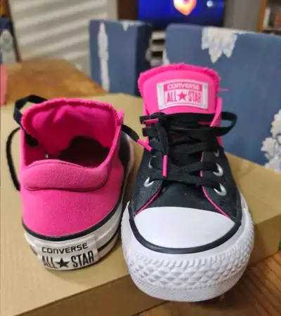 Zapatillas Converse All Star Pink Edition negras y rosadas - miniatura 4