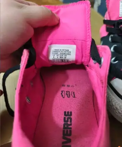 Zapatillas Converse All Star Pink Edition negras y rosadas - miniatura 5