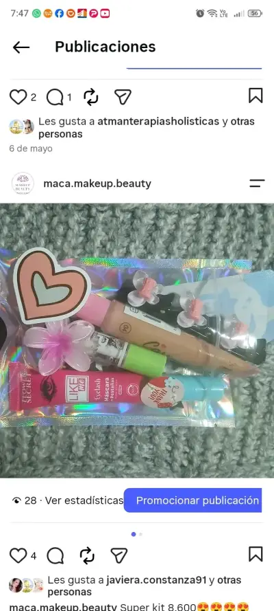 Kit de maquillaje con bálsamo labial y máscara de pestañas - miniatura 1
