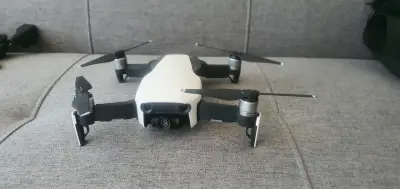 Drone DJI Mavic Air con Control Remoto - miniatura 1