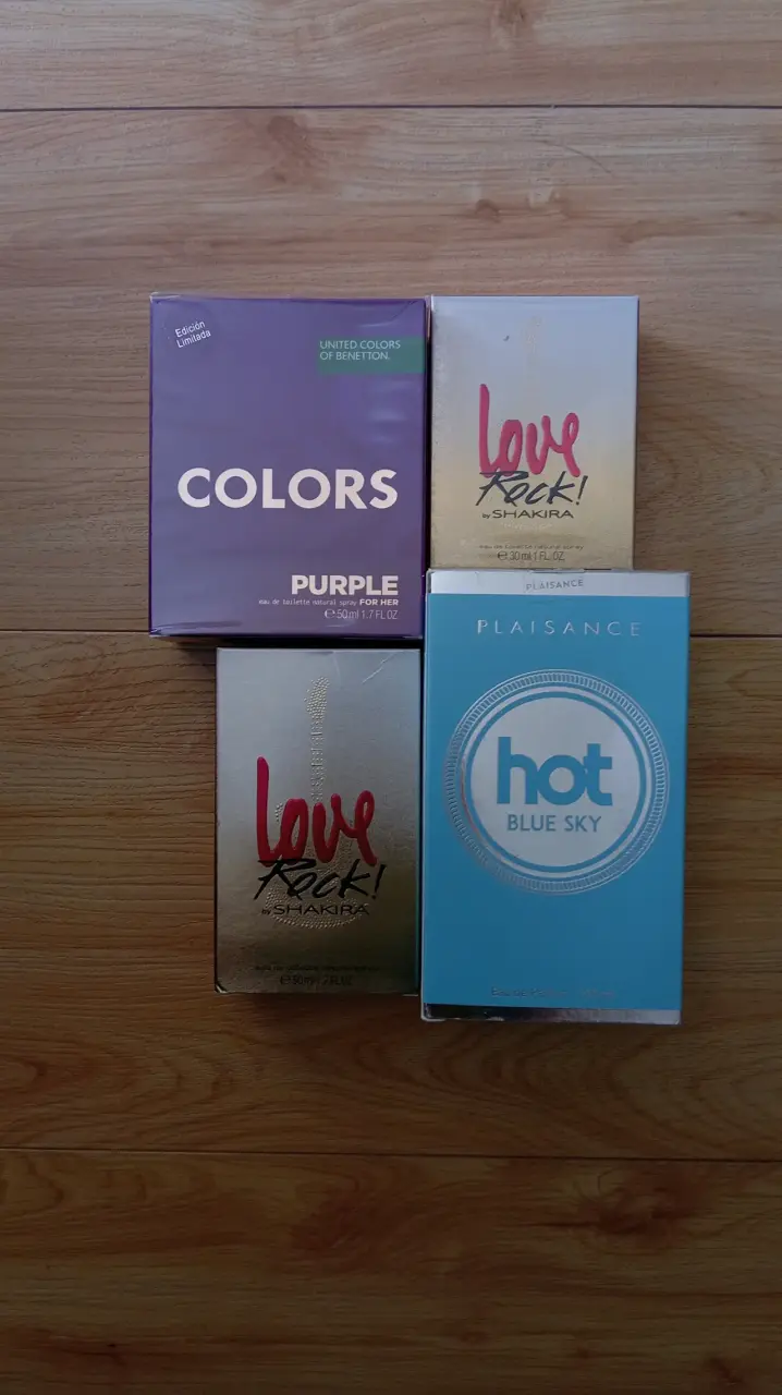 Perfumes United Colors of Benetton y Shakira