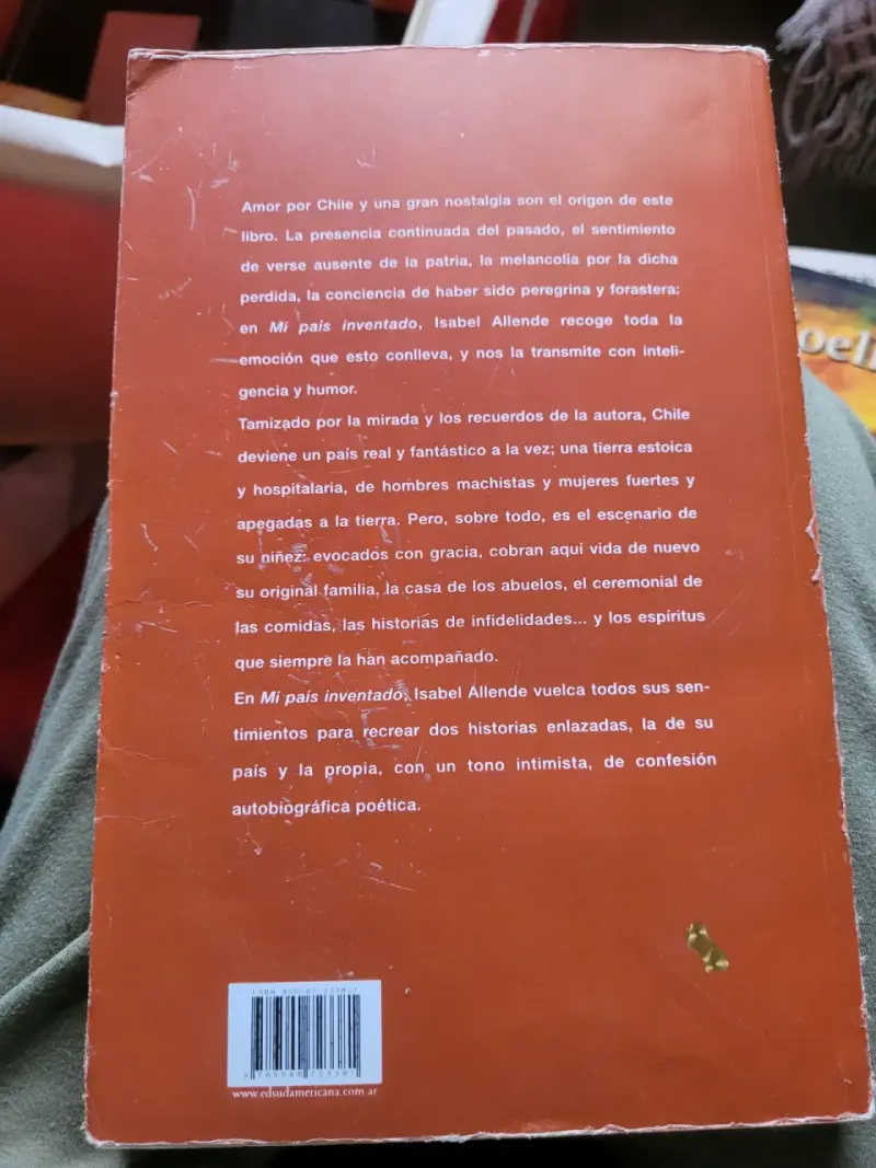 Libro 'Mi País Inventado' de Isabel Allende - 2