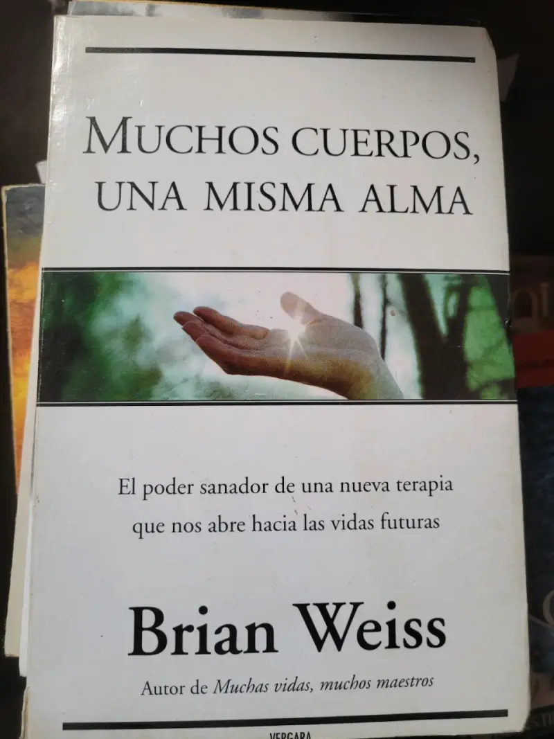Libro Muchos Cuerpos, Una Misma Alma de Brian Weiss - 1
