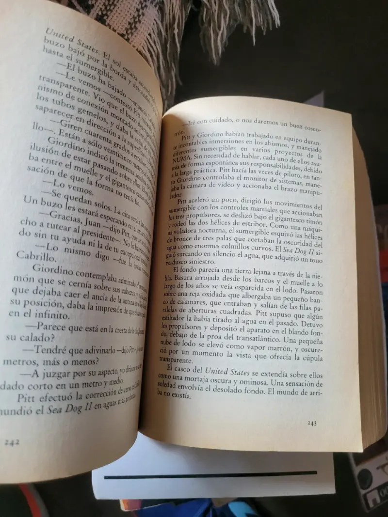 Libro 'El Imperio del Agua' de Clive Cussler - 5