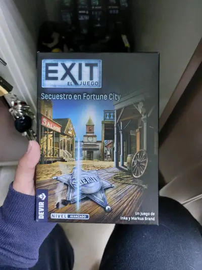 Juego de mesa Exit Secuestro en Fortune City - miniatura 1