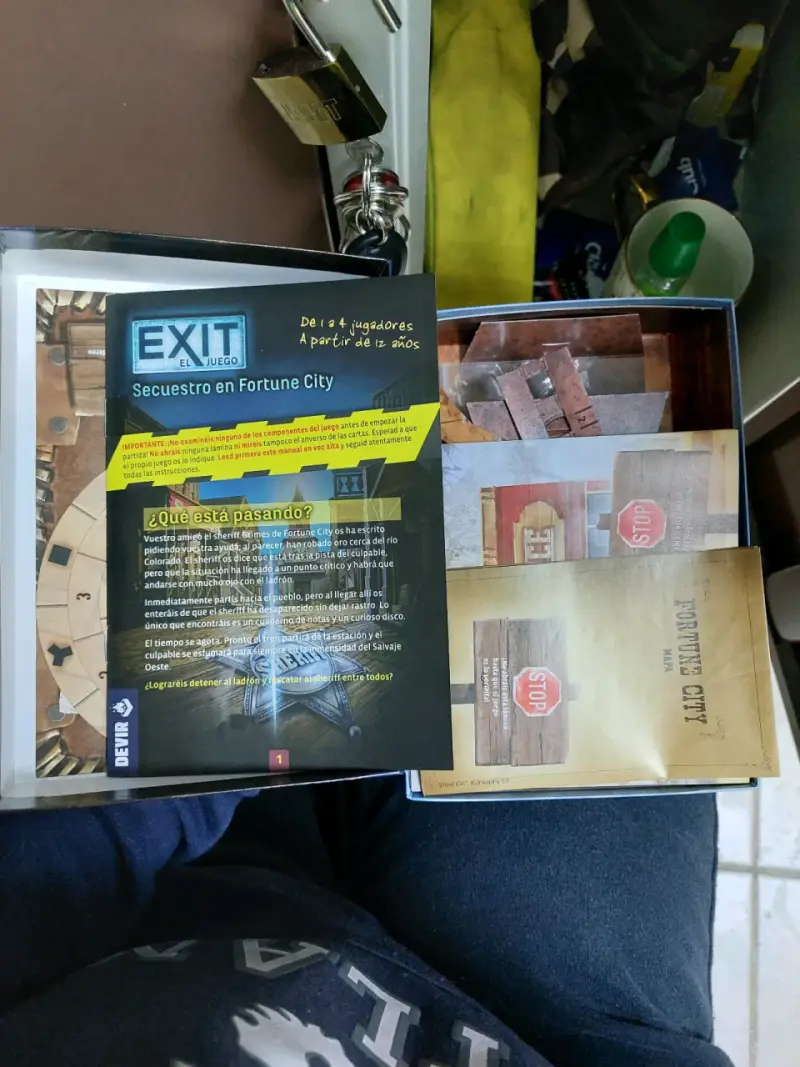 Juego de mesa Exit Secuestro en Fortune City - 3