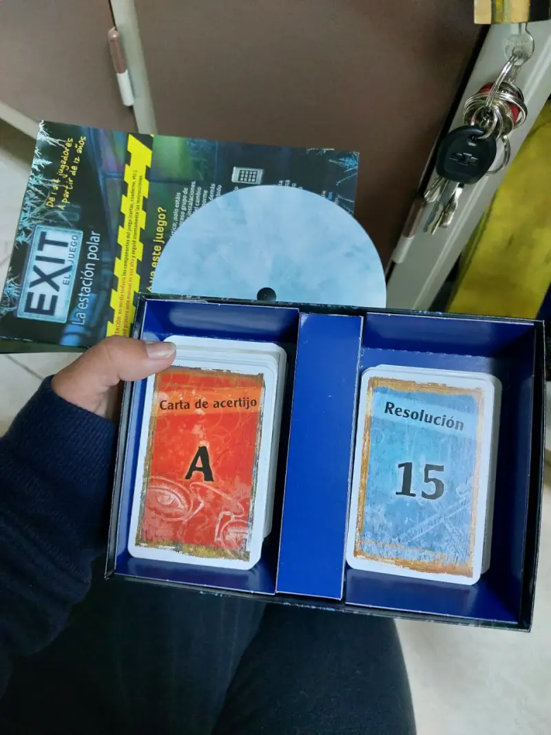 Juego de mesa Exit: La Estación Polar (intermedio) - 3