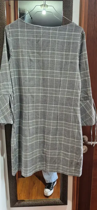 Vestido a cuadros gris H&M talla 38 - miniatura 2