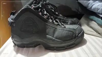 Zapatillas negras deportivas Fila para hombre - miniatura 1