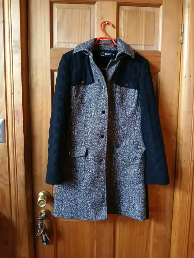 Chaqueta de Mezclilla con Encaje para Mujer - miniatura 2