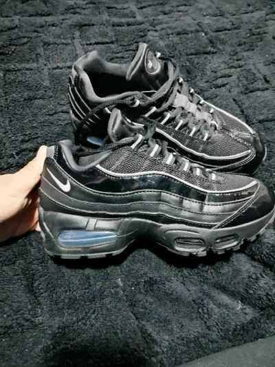 Zapatillas Nike Air Max 95 Negras - miniatura 1