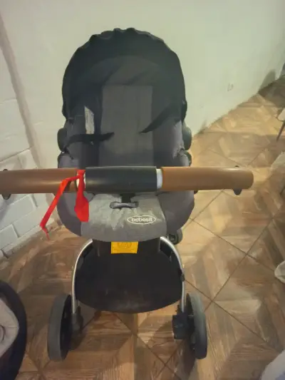 Coche de bebé Bebesit gris con manillar ajustable - miniatura 1