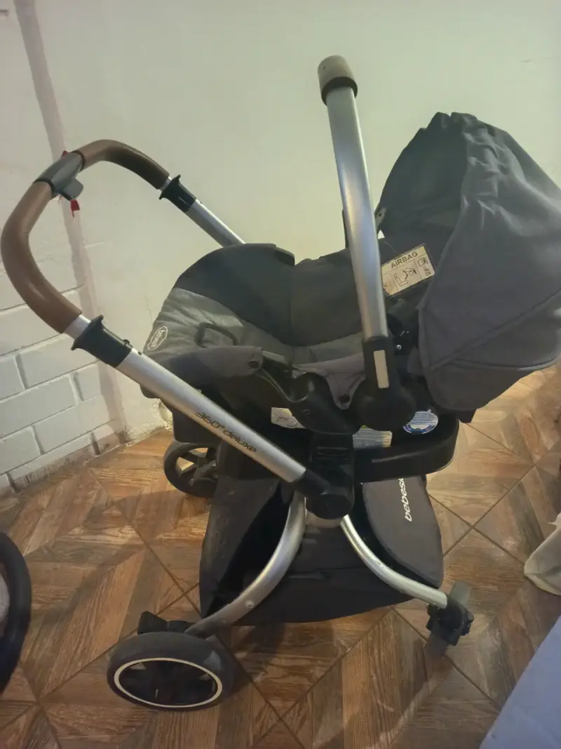 Coche de bebé Bebesit gris con manillar ajustable - 3