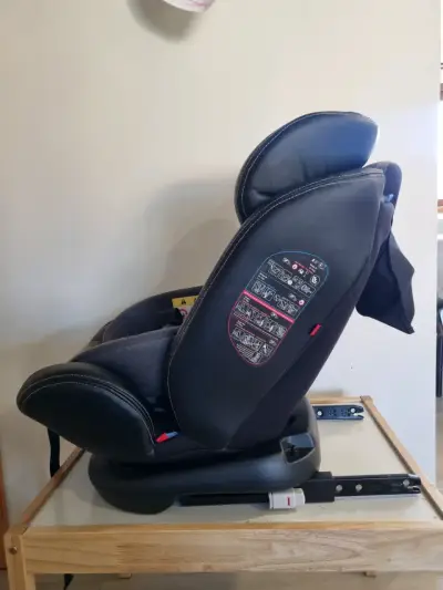Silla de Auto Infanti Gris con Protección - miniatura 5