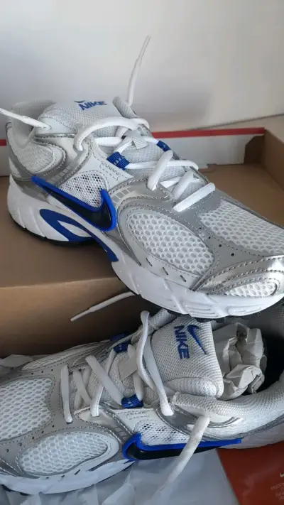 Zapatillas deportivas Nike V5 RNR - miniatura 1