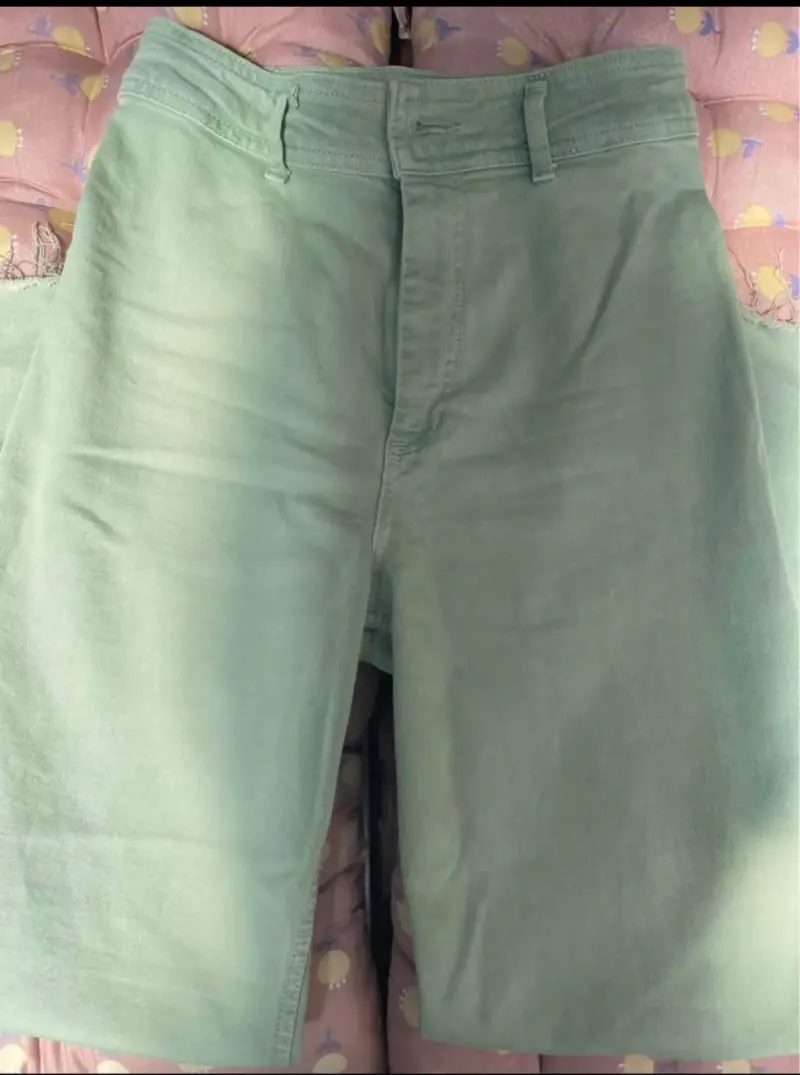 Bermudas verdes para hombre en buen estado