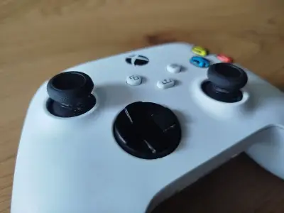 Control Xbox Series S/X excelente estado - miniatura 3
