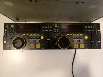 Reproductor de CD Denon DN-2600F para DJ - miniatura 2