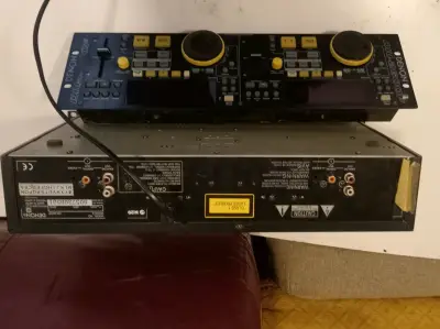Reproductor de CD Denon DN-2600F para DJ - miniatura 3