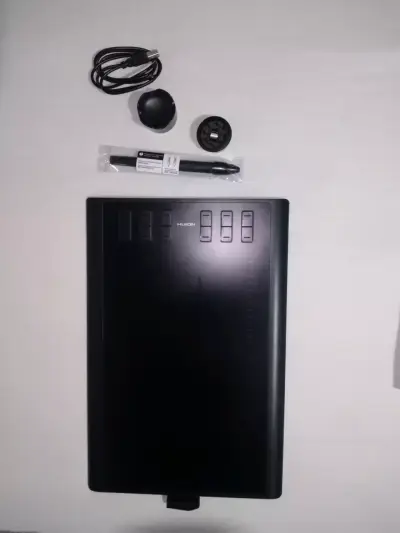 Tableta Gráfica Huion Inspiroy New 1060 Plus - miniatura 2