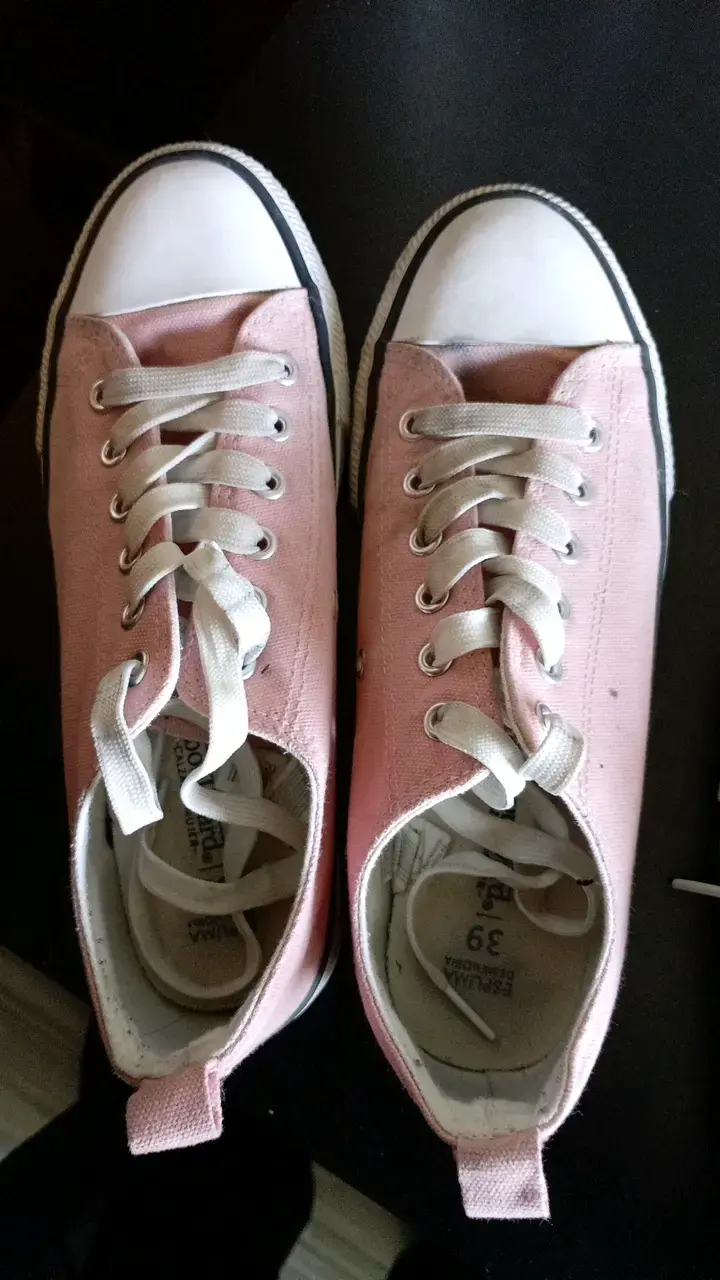 Zapatillas rosadas de lona talla 39 - 1