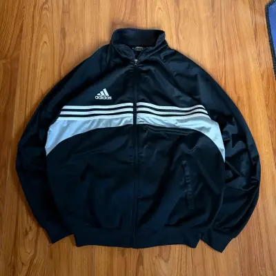 Polerón deportivo Adidas negro con franjas blancas - miniatura 1