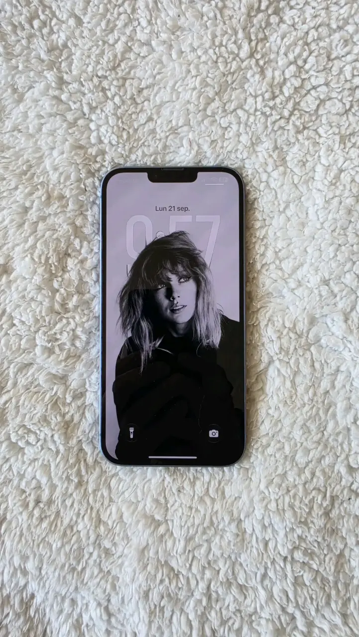 iPhone 14 Plus /128GB/86% Bateria/Incluye Carcasas - 1