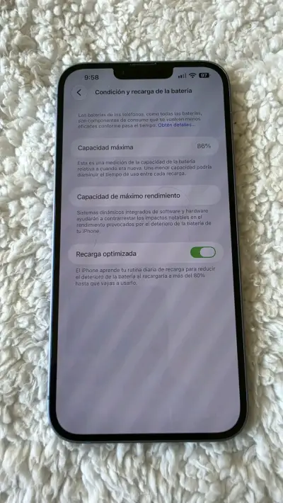 iPhone 14 Plus /128GB/86% Bateria/Incluye Carcasas - miniatura 5