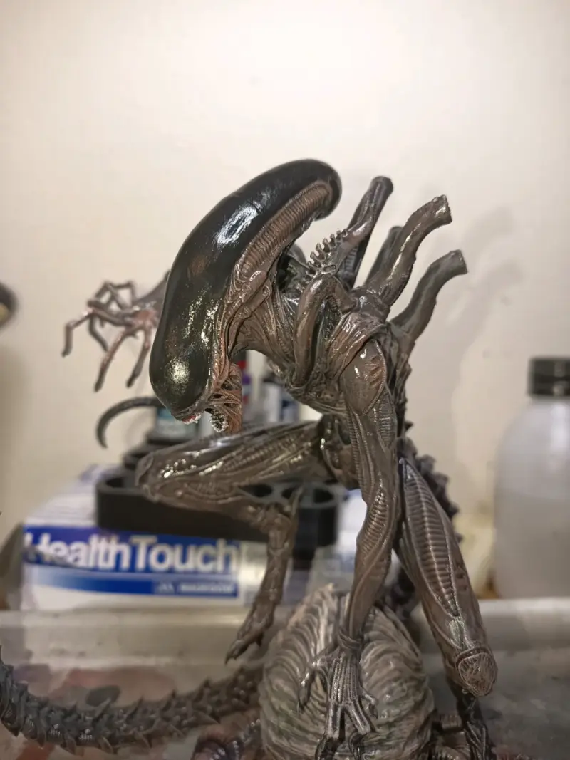 Figura de colección Alien Xenomorfo detallada - 2
