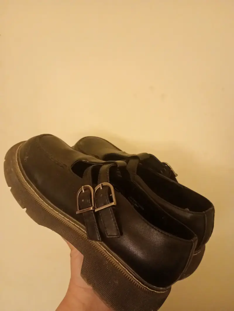 Zapatos de cuero negro con hebillas Romano - 3