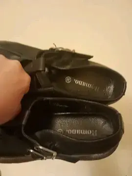 Zapatos de cuero negro con hebillas Romano - 4