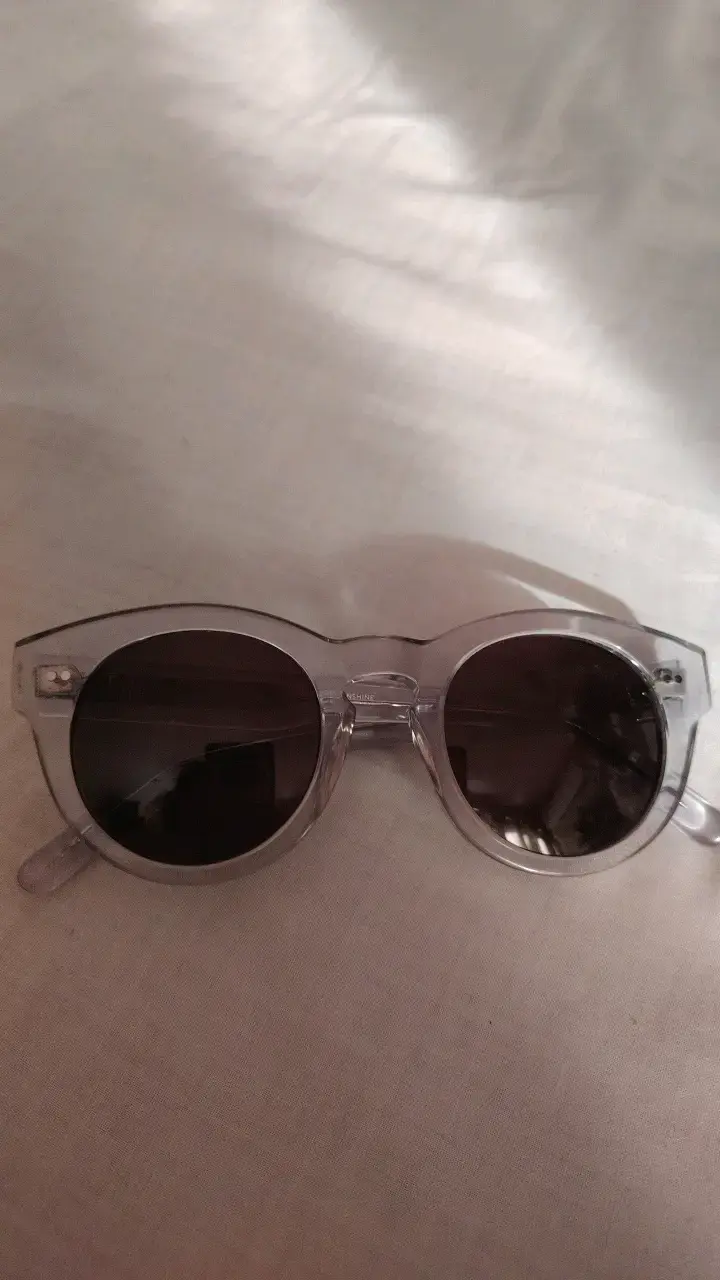 Gafas de Sol Transparentes con Lentes Oscuros - 2