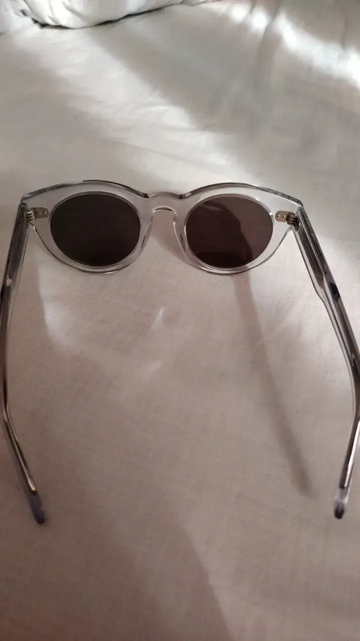 Gafas de Sol Transparentes con Lentes Oscuros - 3