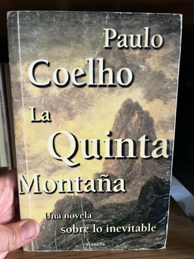 Libro 'La Quinta Montaña' de Paulo Coelho - miniatura 1