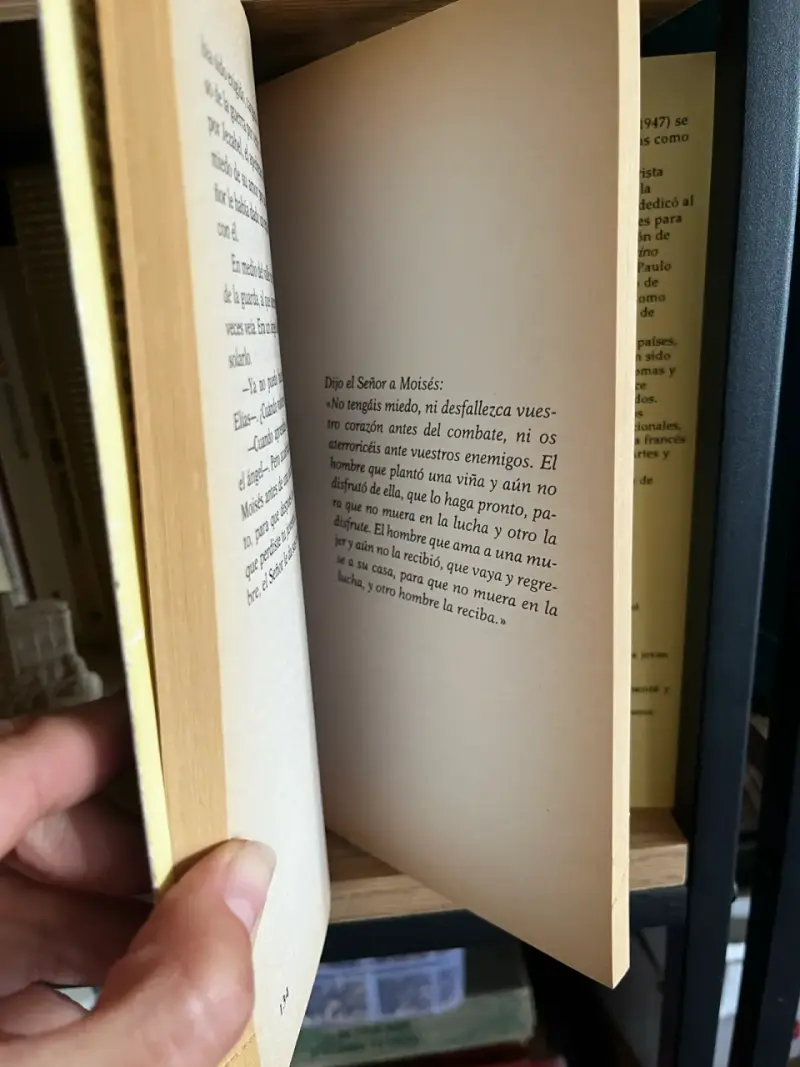 Libro 'La Quinta Montaña' de Paulo Coelho - 2