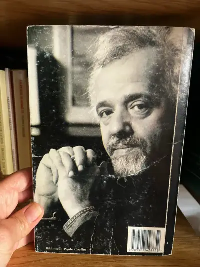 Libro 'La Quinta Montaña' de Paulo Coelho - miniatura 4