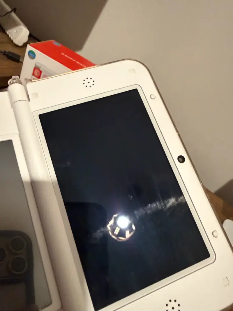 Nintendo 3DS XL Mario White Edition con caja - 5