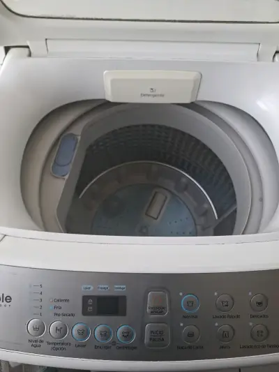 Lavadora Samsung Wobble 8kg en buen estado - miniatura 5