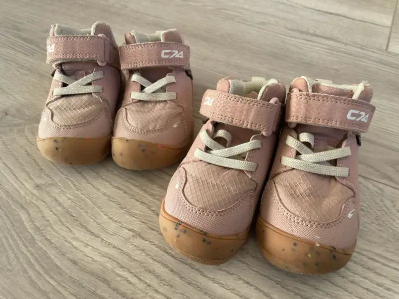 Zapatillas Outdoor para niñas Colloky rosadas