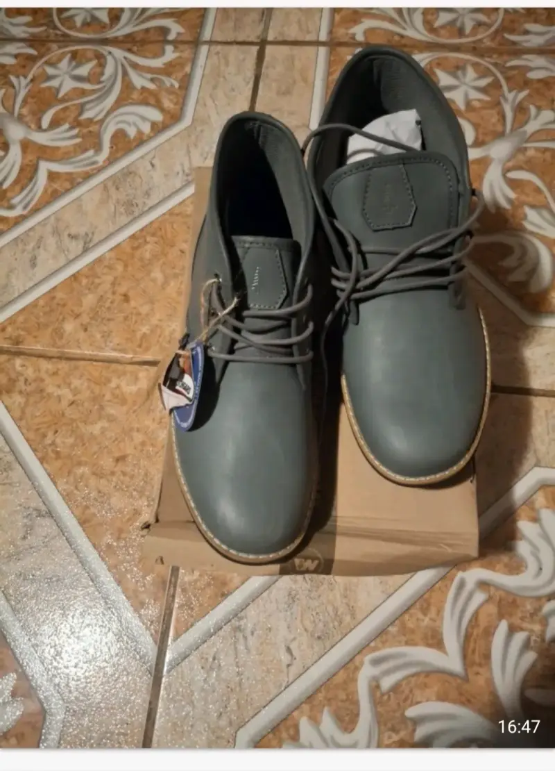 Zapatos de vestir grises para hombre - 1