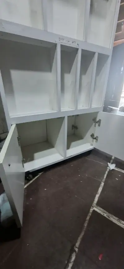 Estantería de madera blanca con compartimentos - miniatura 6