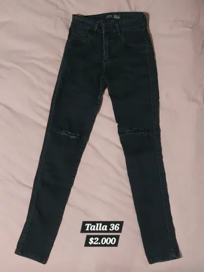 Jeans para mujer talla 36 en buen estado - miniatura 2