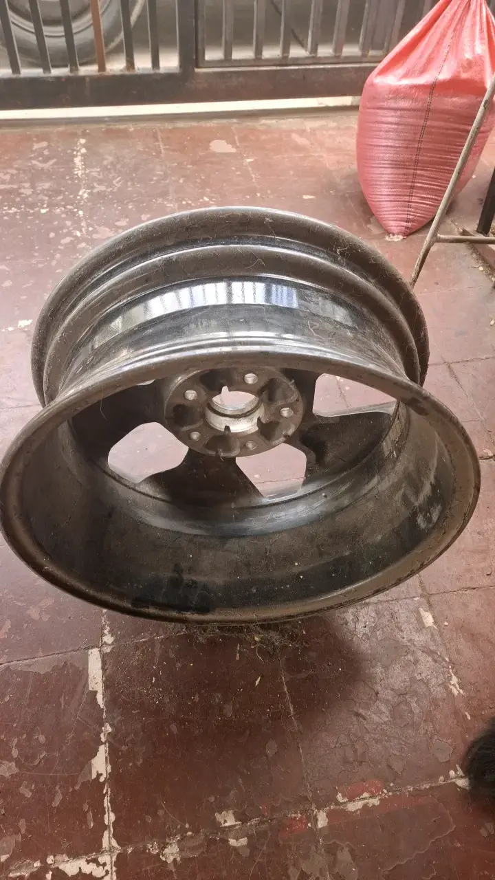 Llanta de aleación para auto 17 pulgadas - 2
