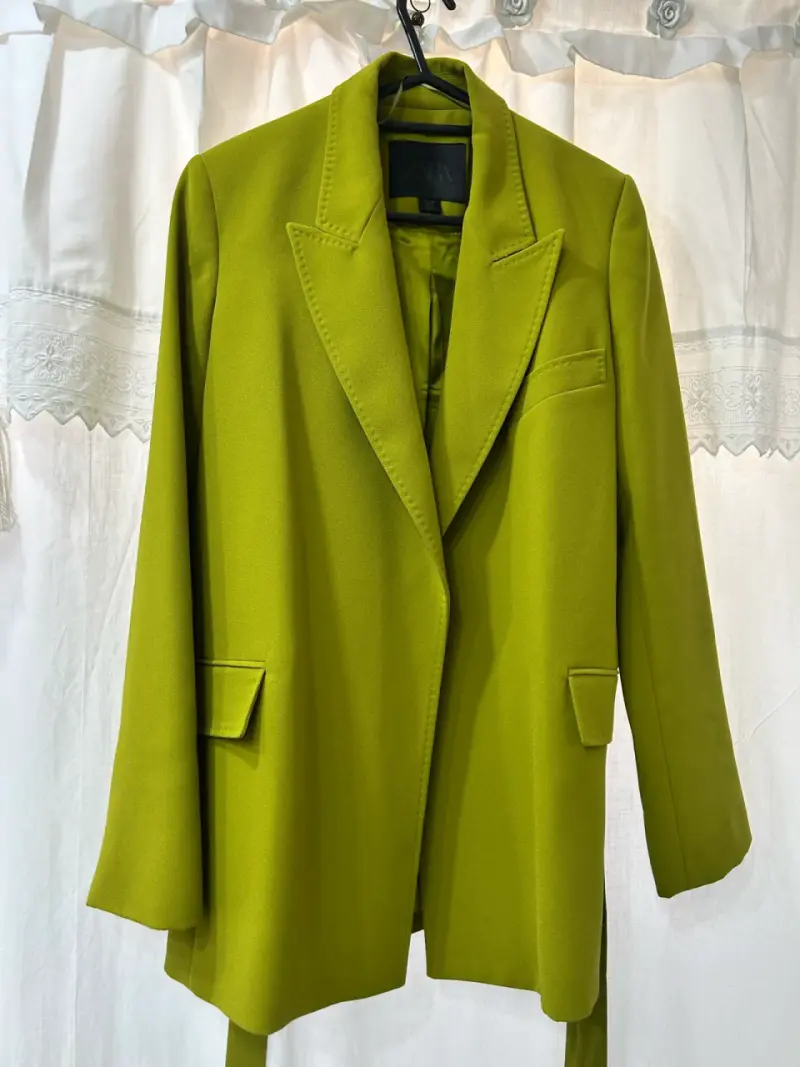 Blazer verde lima con cinturón Zara - 3