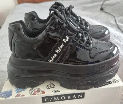 Zapatillas negras de charol Poème Poème - miniatura 1
