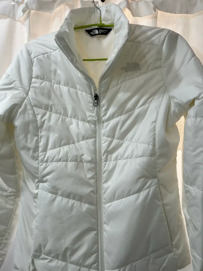 Chaqueta acolchada blanca The North Face para mujer - 3